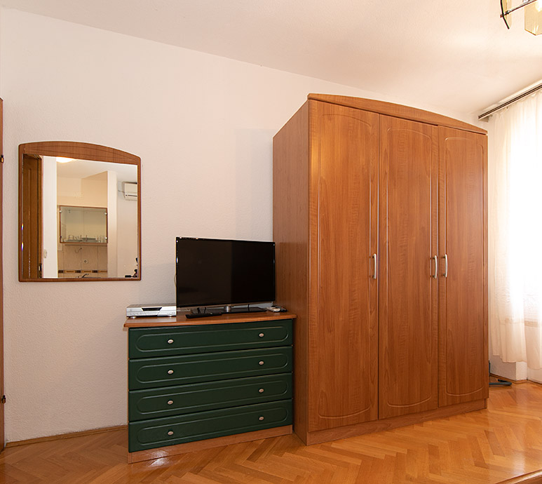 apartments Hajduk, Promajna - bedroom