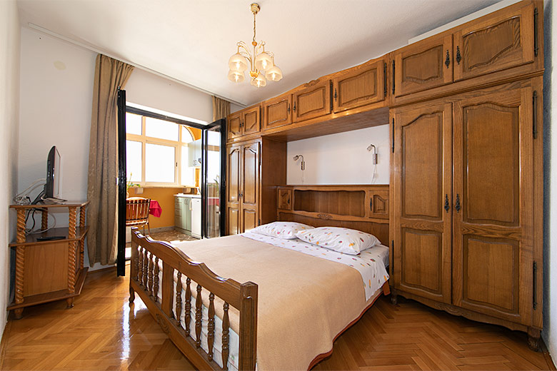 apartments Hajduk, Promajna - bedroom