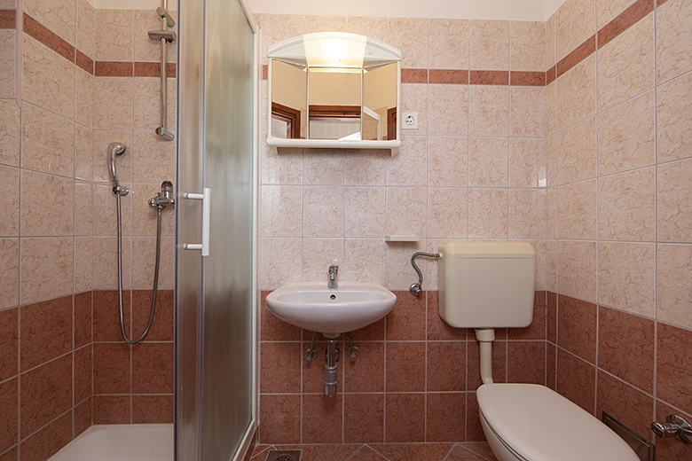 Apartments Milić, Promajna - bathroom