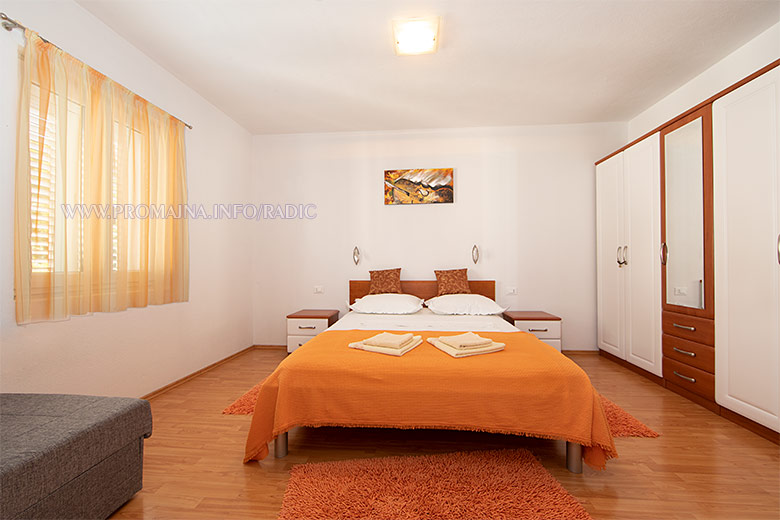 apartments Radić, Promajna - bedroom