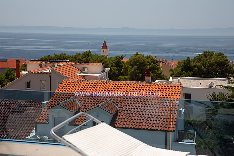 Apartments Tolj, Promajna - large balcony with sea view