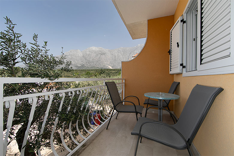 apartments Hajduk, Promajna - balcony