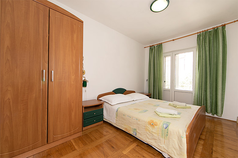 apartments Hajduk, Promajna - bedroom