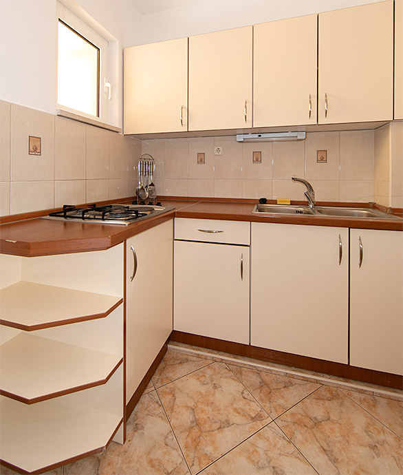 apartments Hajduk, Promajna 3: A4 - kitchen
