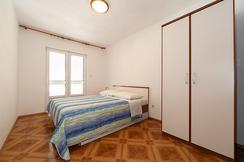 4a: A4+1, apartments Hajduk, Promajna - bedroom