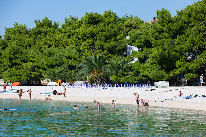 beach in Promajna, autumn