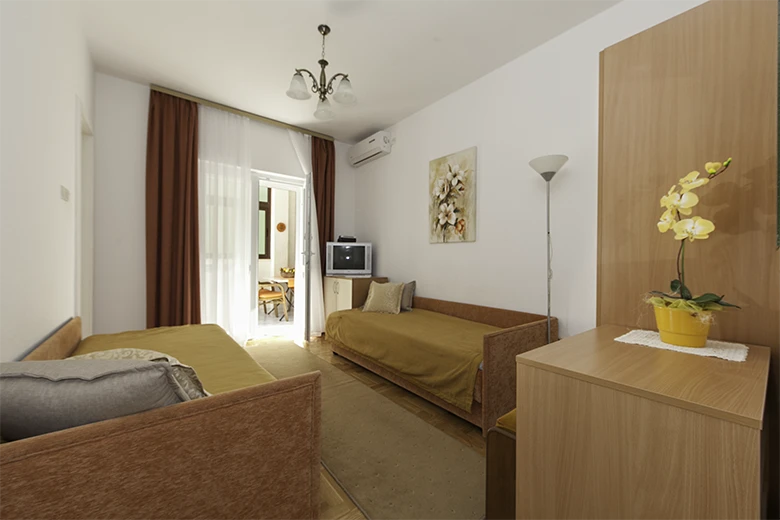 Apartments Radojković, Promajna - Schlafzimmer