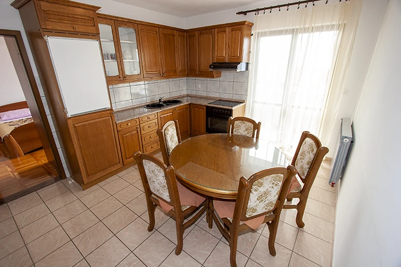 Apartments Tolj, Promajna - kitchen