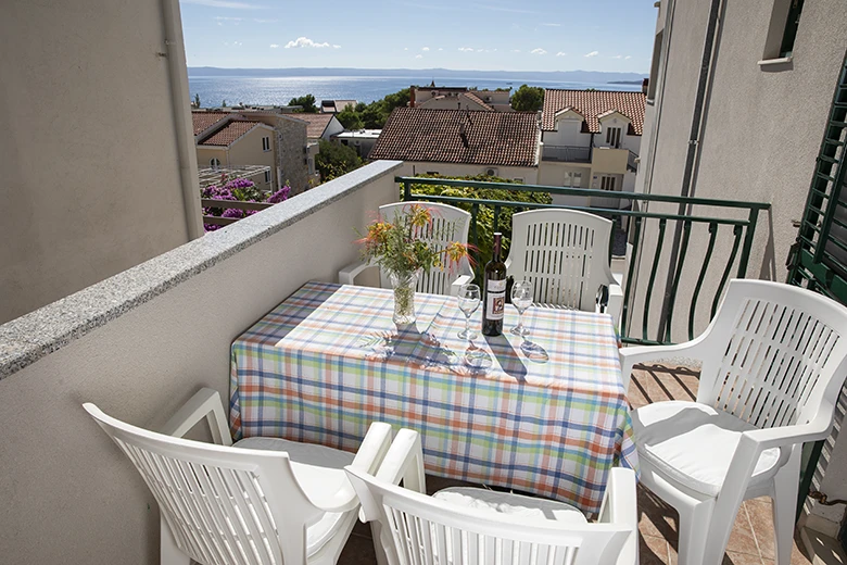 Apartments Tolj, Promajna - balcony with sea view
