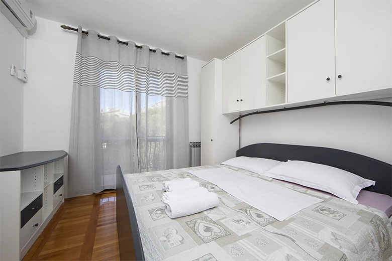 Apartments Tolj, Promajna - bedroom