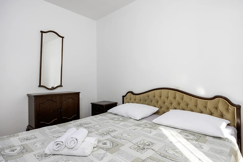 Apartments Tolj, Promajna - bedroom