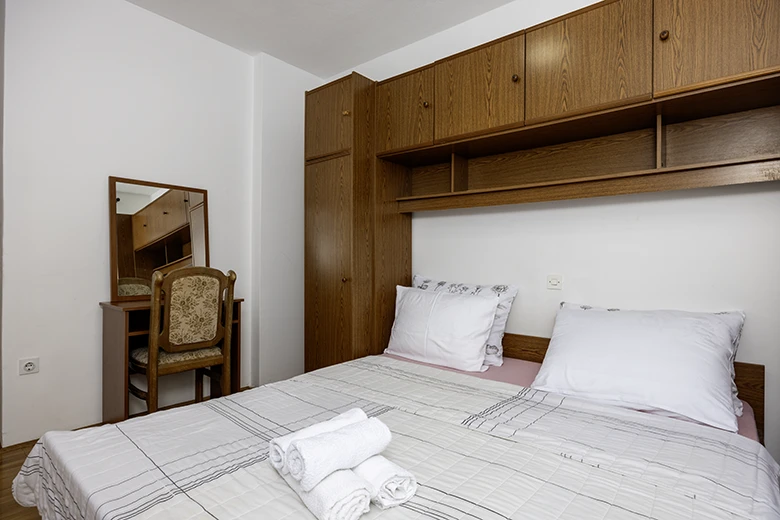 Apartments Tolj, Promajna - bedroom