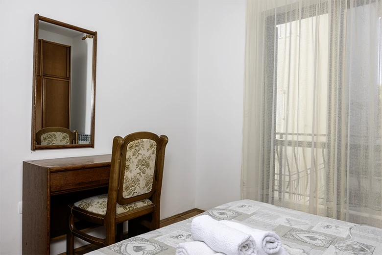 Apartments Tolj, Promajna - bedroom