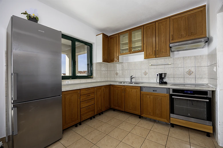 Apartments Tolj, Promajna - kitchen